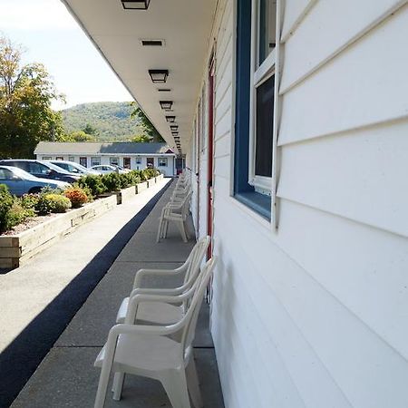 Monument Mountain Motel Great Barrington Luaran gambar